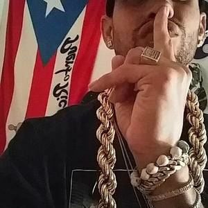 Meet your Posher, Junny